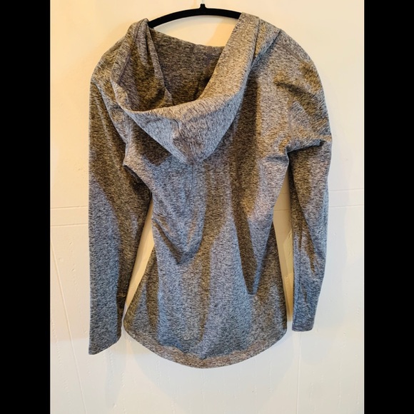 Gray long sleeve - Picture 5 of 5